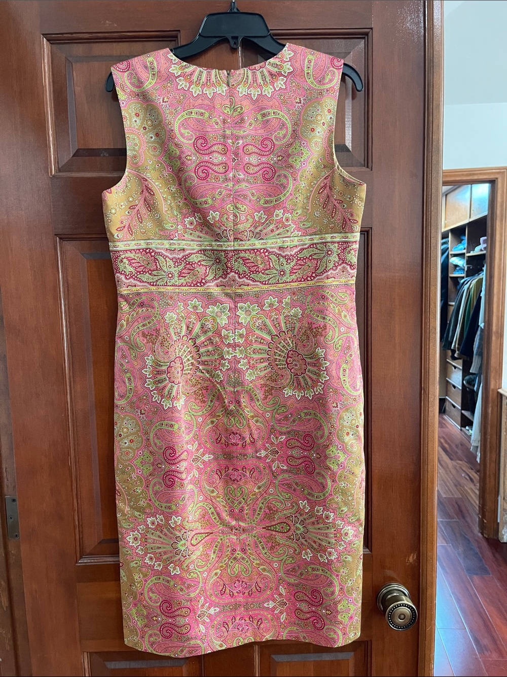 David Meister  Gold and Pink Paisley Midi Sheath Dress size 12 - Picture 6 of 6